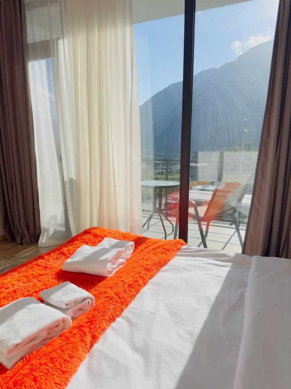 Chalet Kazbegi Hotel Exterior photo